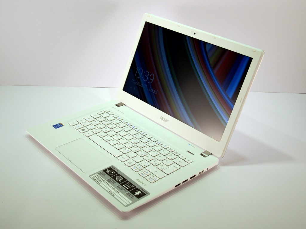 Acer Aspire V3-331 teszt