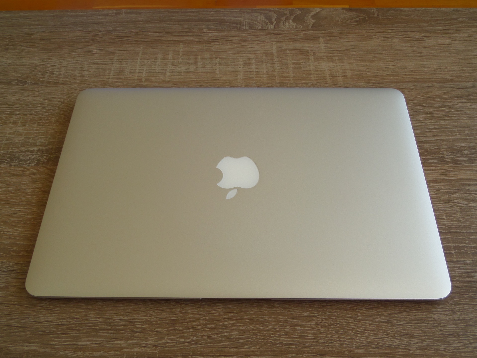 Apple MacBook Air 13 2016 vs Asus Zenbook UX360CA-C4187T teszt