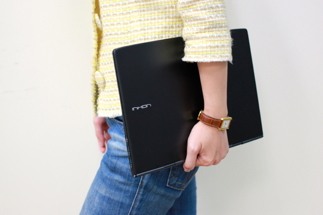 Inhon Blade 13 Carbon: ennél könnyebb laptop nincs