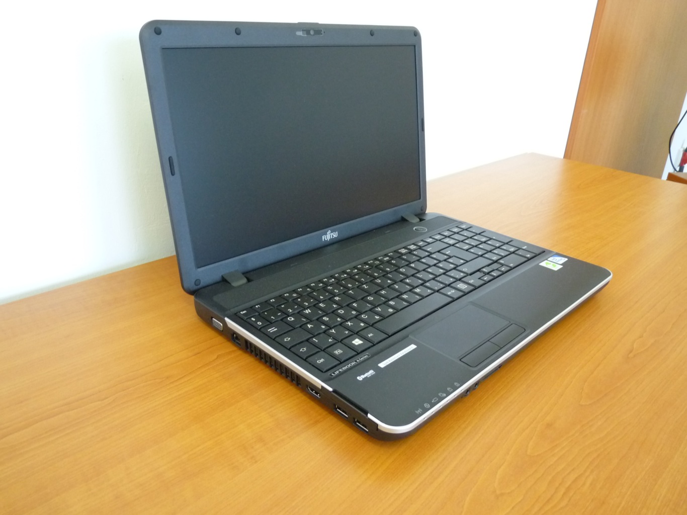 Fujitsu LifeBook A512 teszt