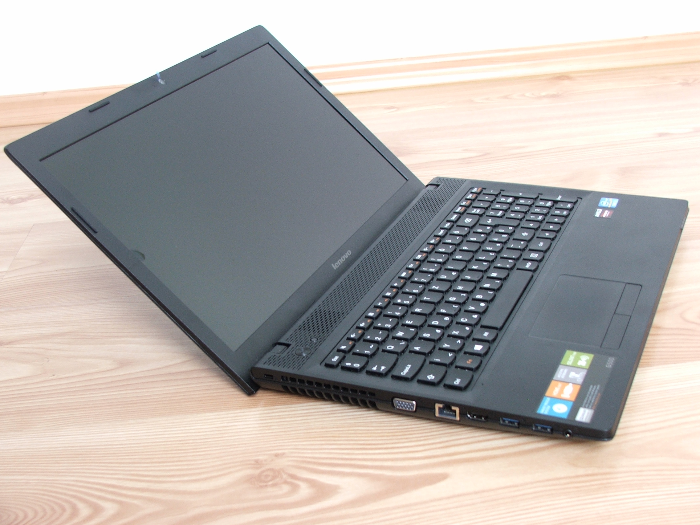 Lenovo IdeaPad G500 teszt (Core i3 / Radeon HD8570M)