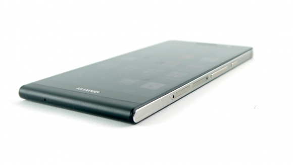 Huawei Ascend P6S nyolc maggal