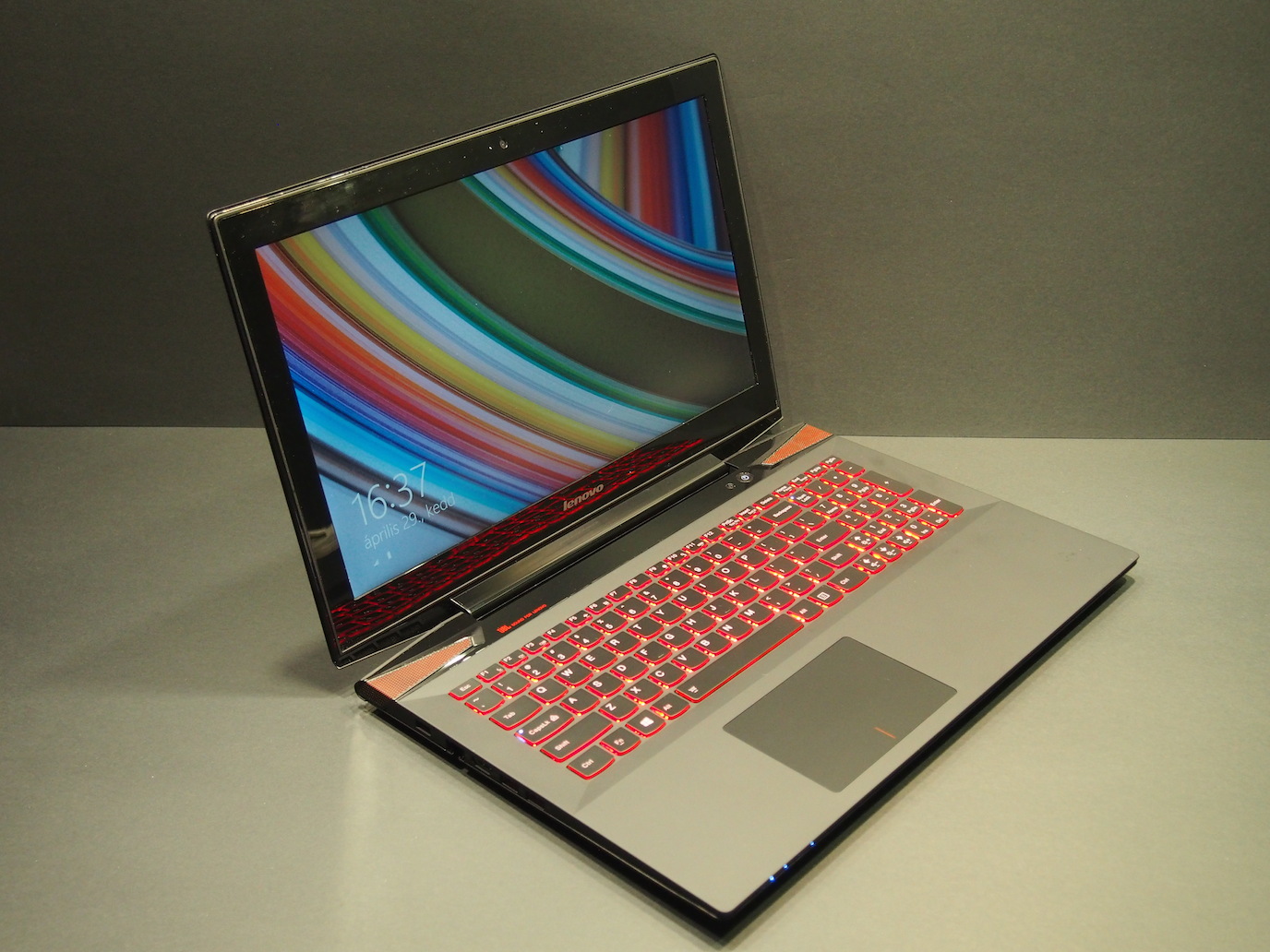 Lenovo IdeaPad Y50 teszt