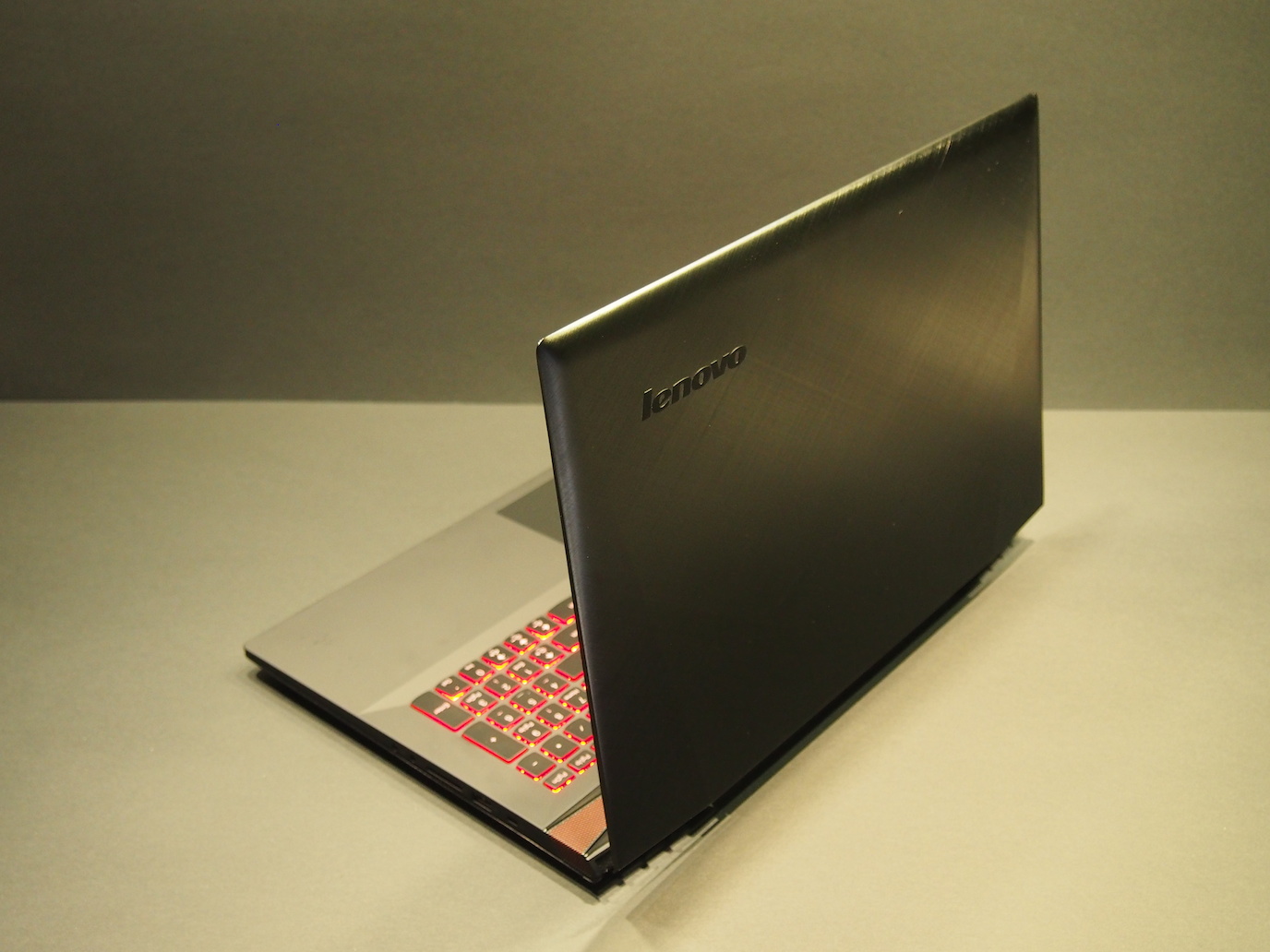 Lenovo IdeaPad Y50 teszt