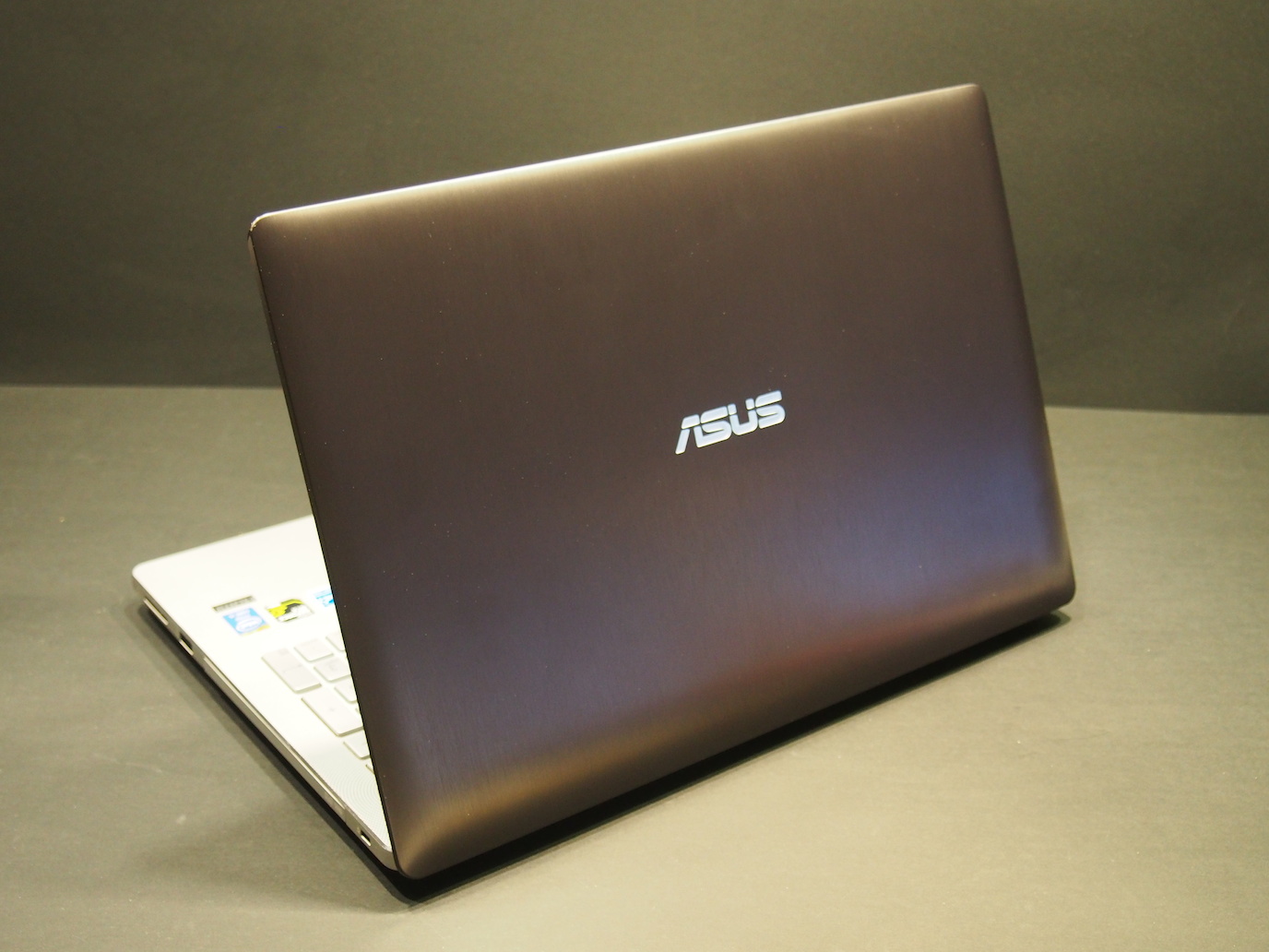 Asus N550 teszt