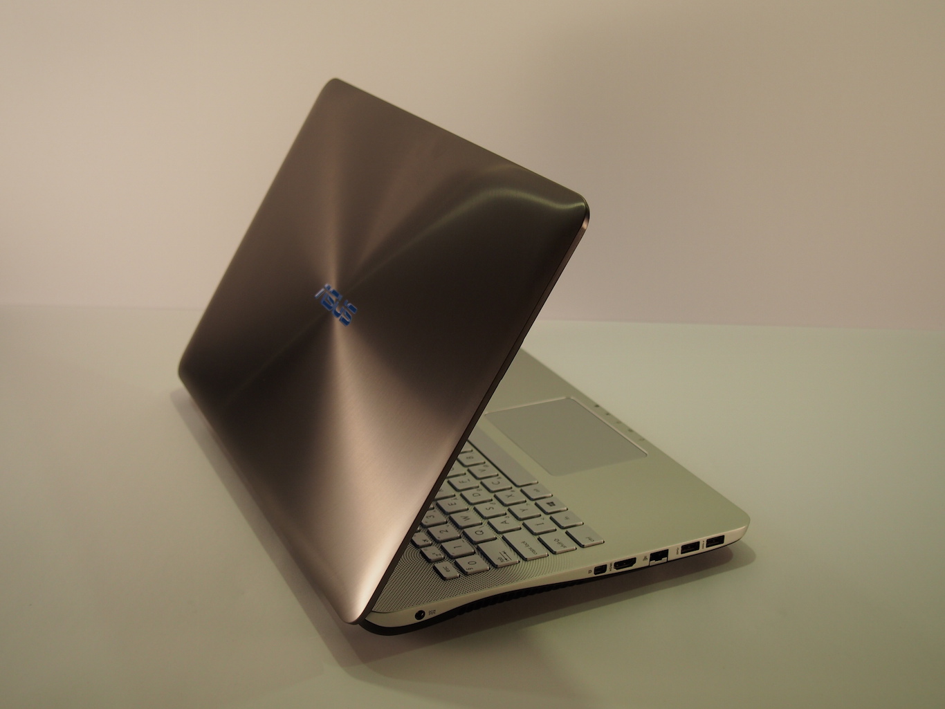 Asus N551JM teszt