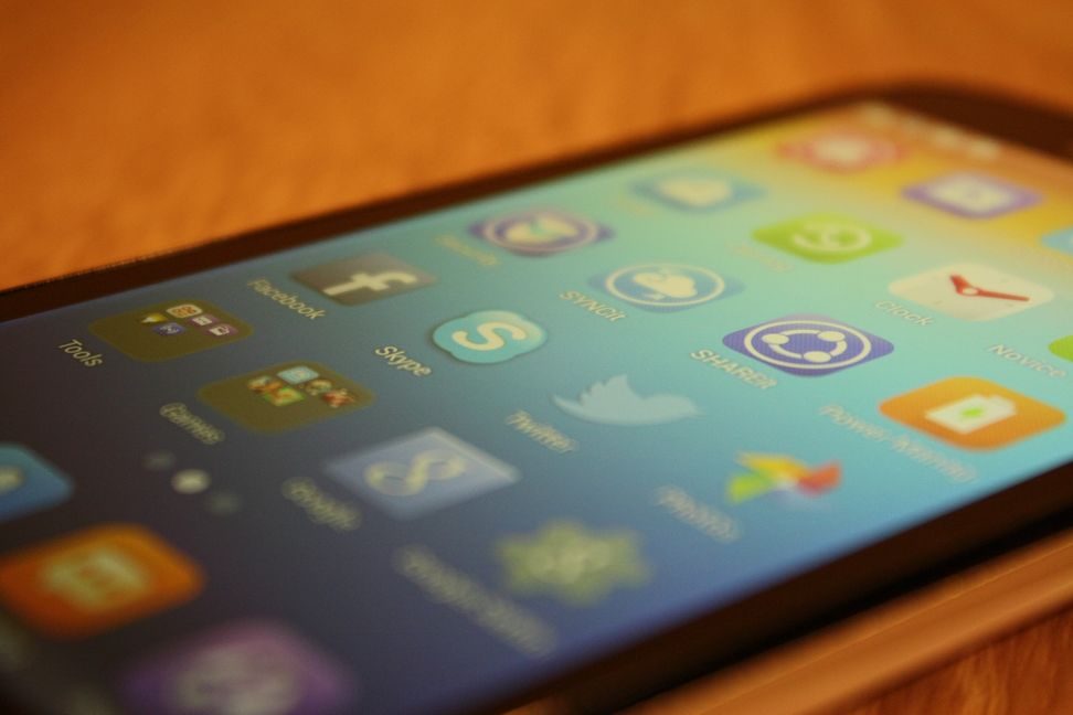 Lenovo A859 okostelefon teszt