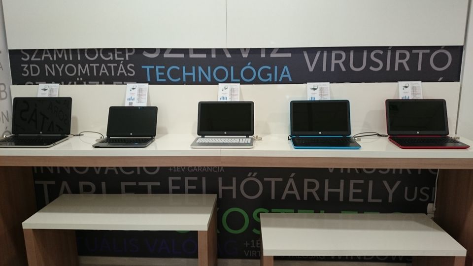 Laptopszalon bolt nyílt az Astorián