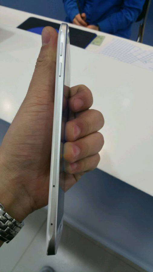 Hamarosan debütál a Samsung Galaxy A8