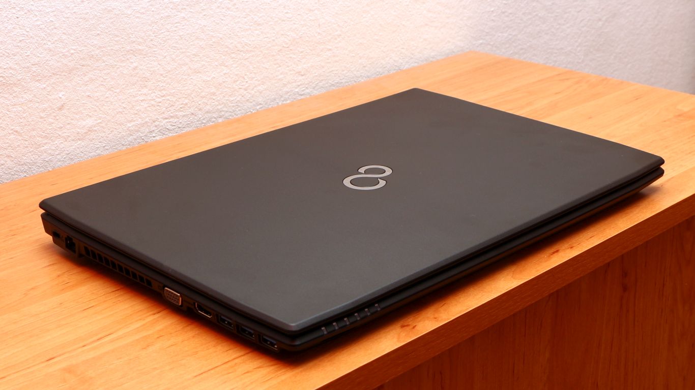 Fujitsu LifeBook A514 teszt