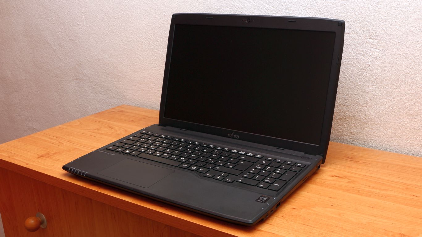 Fujitsu LifeBook A514 teszt
