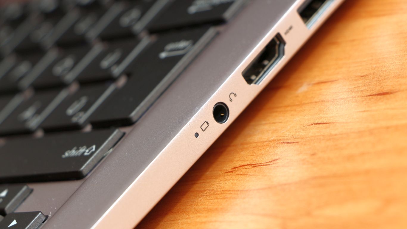 Asus Zenbook UX303LB teszt