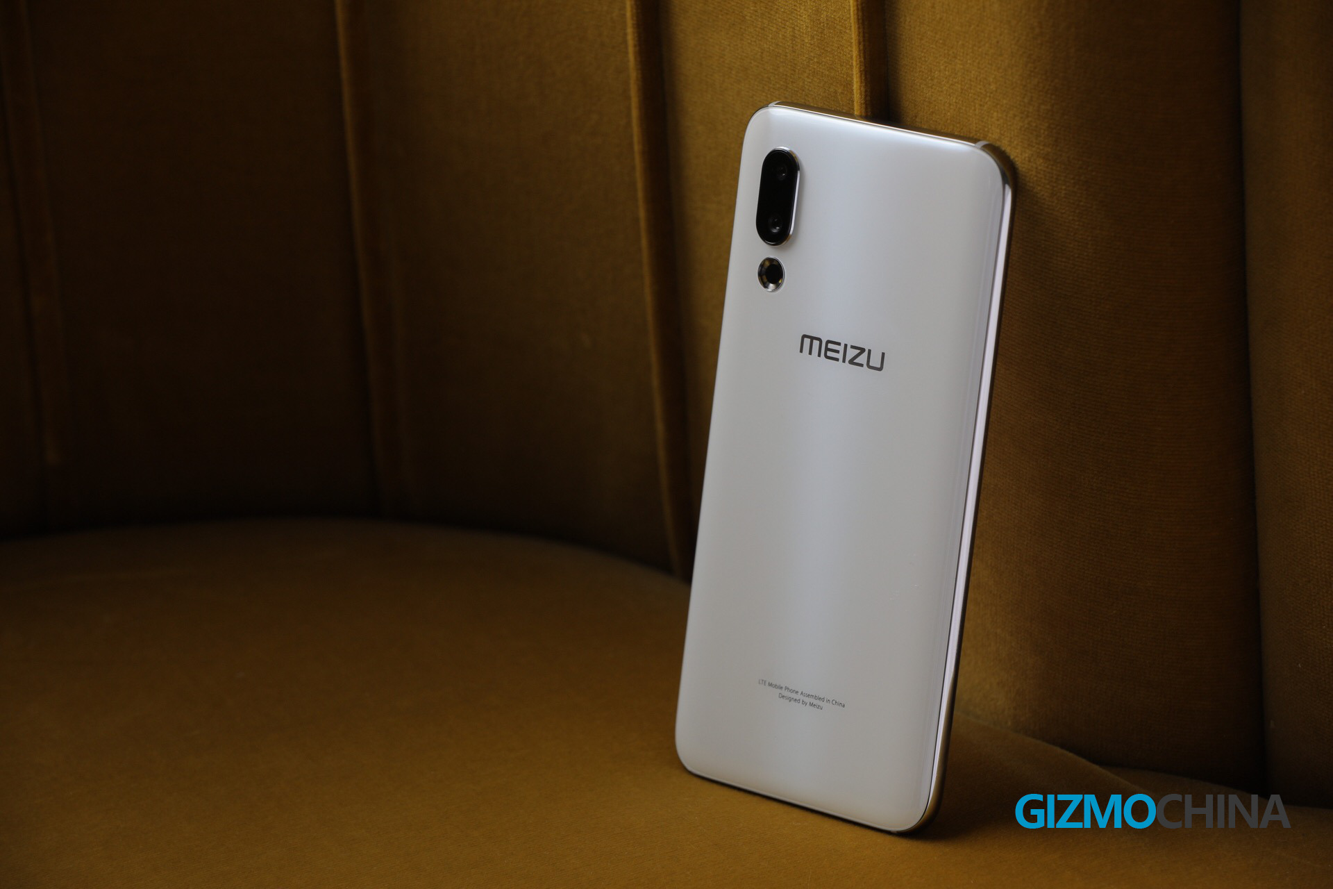 Október 23.-án mutatják be a Meizu 16T-t, hatalmas kijelzővel
