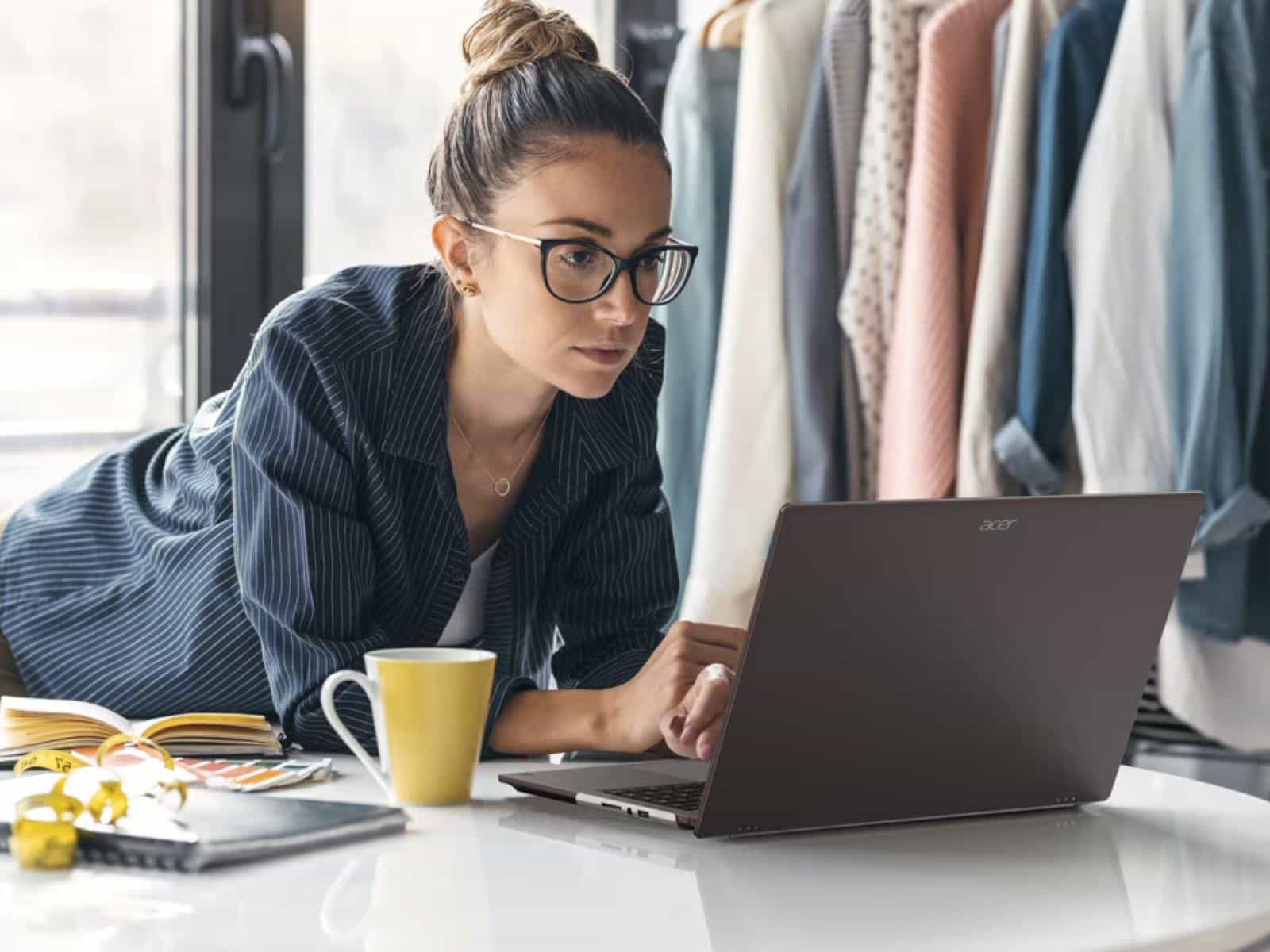 Acer Swift Blade 14: rekordvékony, 799 grammos ultrabook