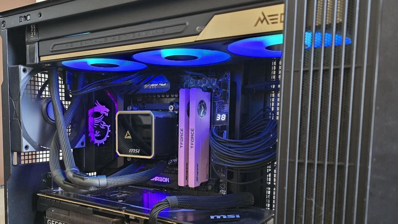 MSI MEG CoreLiquid E15 360 AIO teszt: prémium hűtés