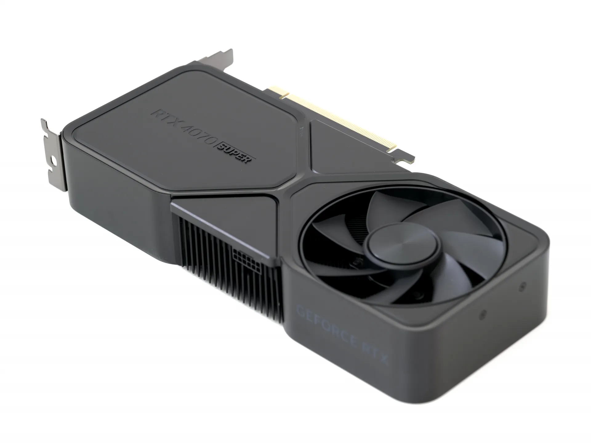 NVIDIA GeForce 616.92 WHQL driver: új játékok és hibajavítások