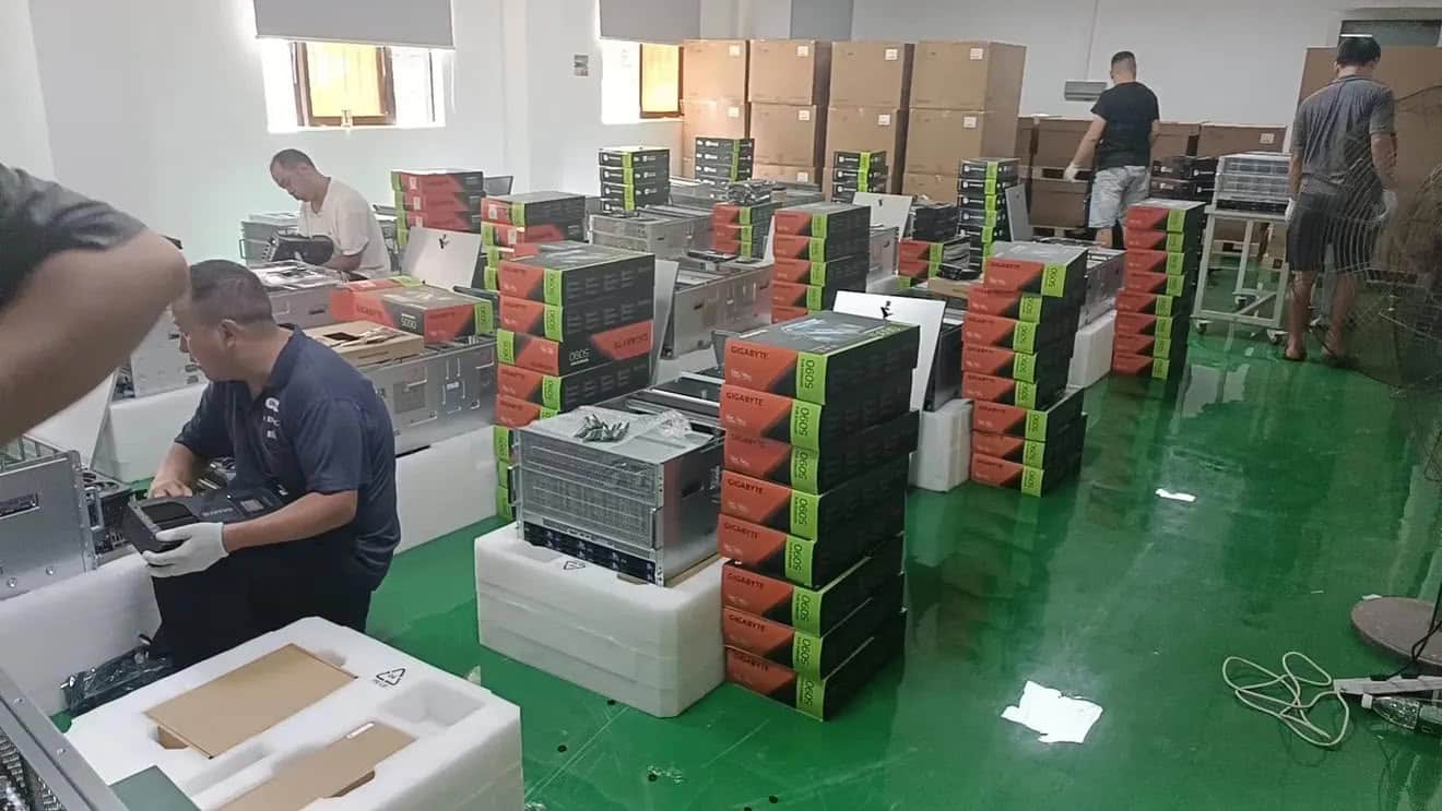 RTX 5090 tömeges AI-vásárlás: gamerek megszorítva