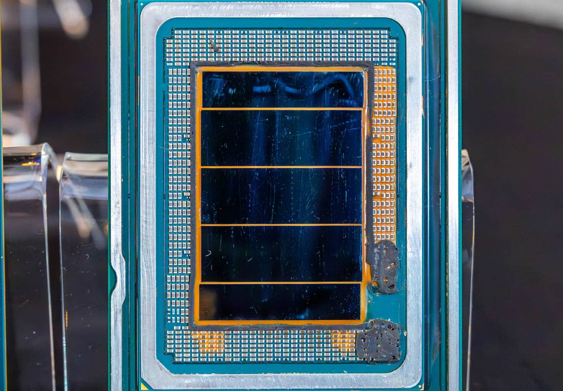 Intel Xeon 6+ SKU-k: 144–288 mag, 5–15 ezer dollár
